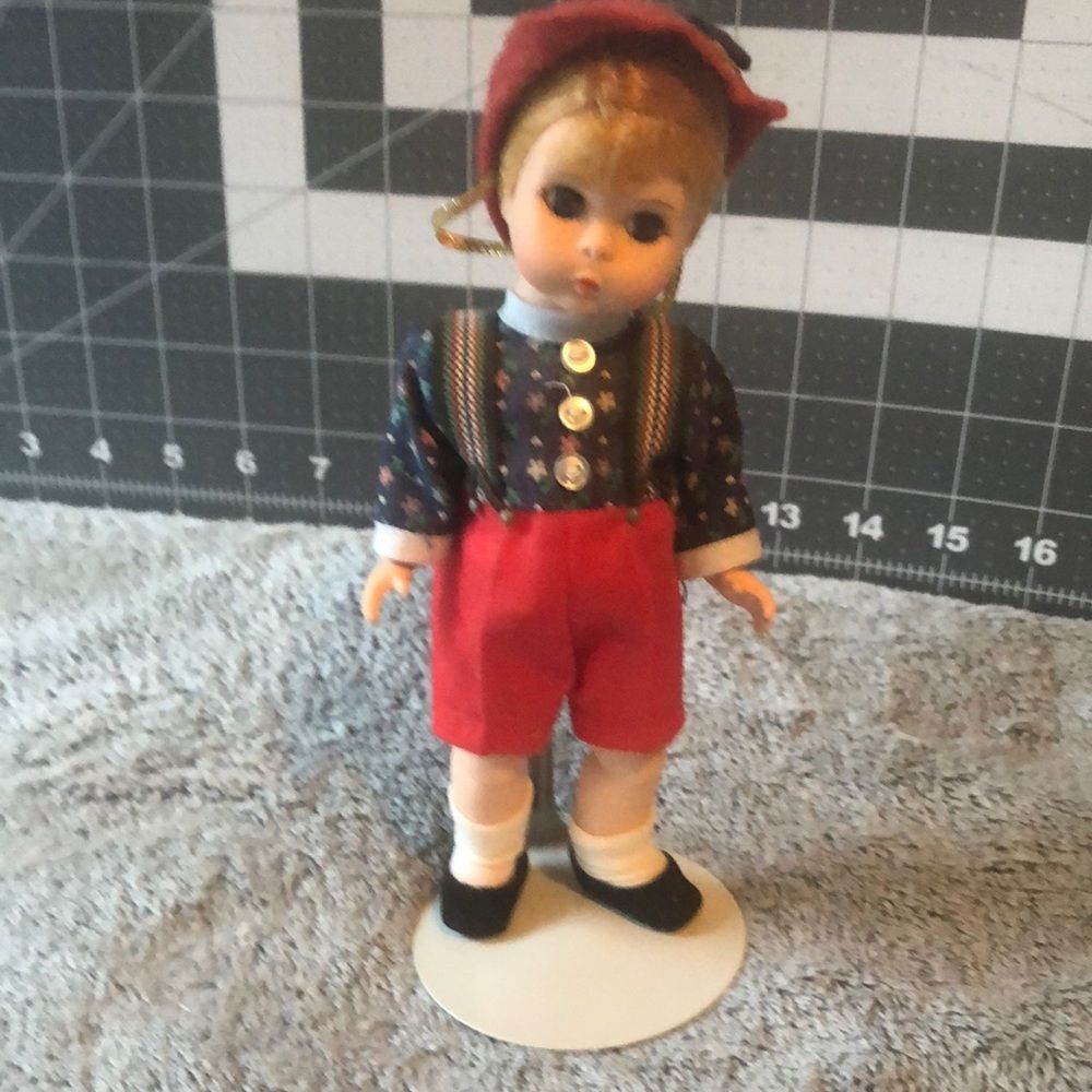 Madam Alexander   Hansel #453 Miniature Showcase Collection series.